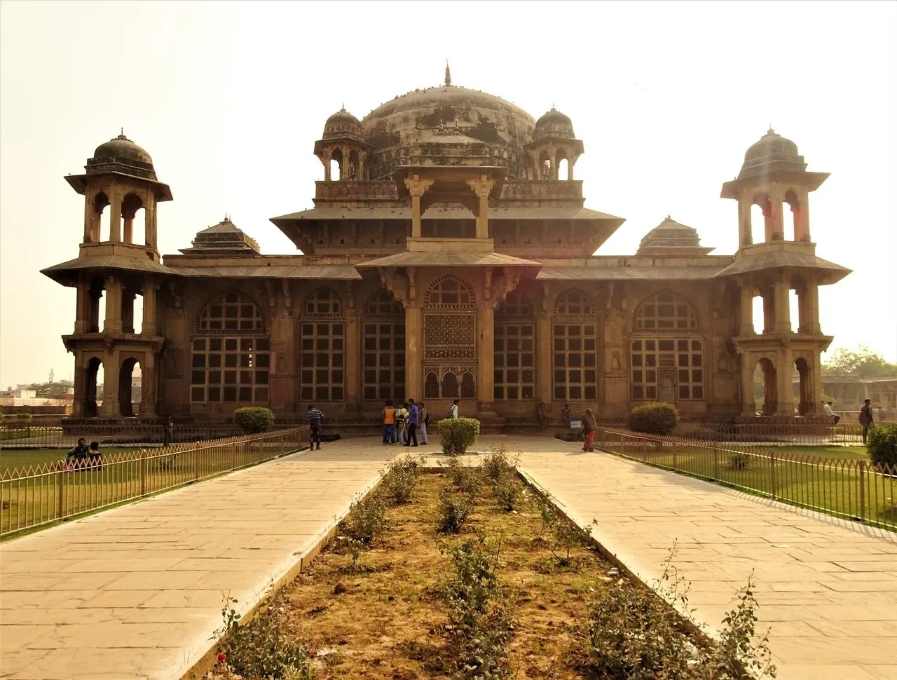 Tansen Tomb